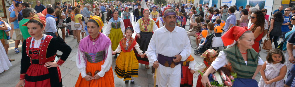 Coros y danzas